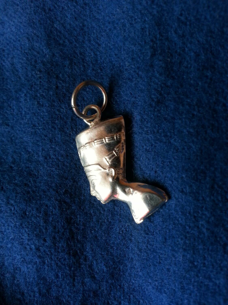 Ancient Egyptian Silver Pendant - Bella Trendee